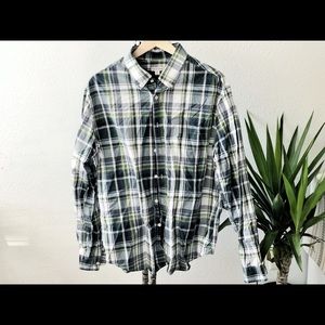 Men’s plaid shirt